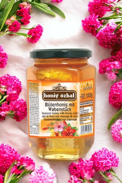 Blossom honey with honeycomb - 1000g